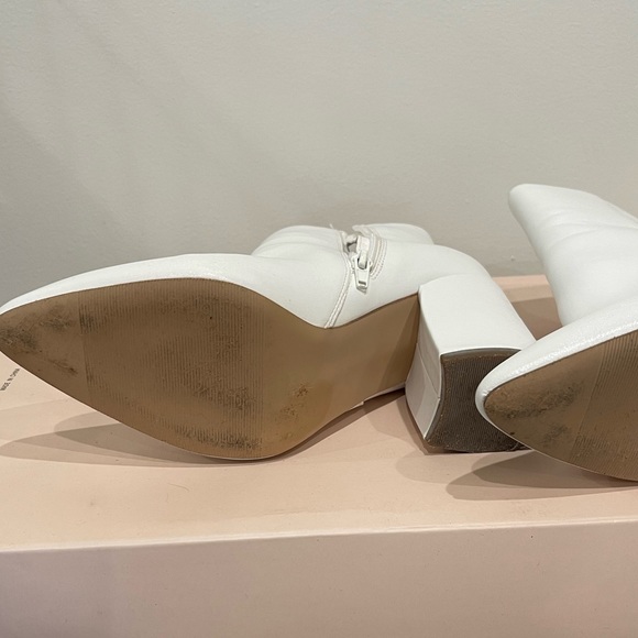 Madden Girl  Ankle Boots size 8 in white - Picture 4 of 9